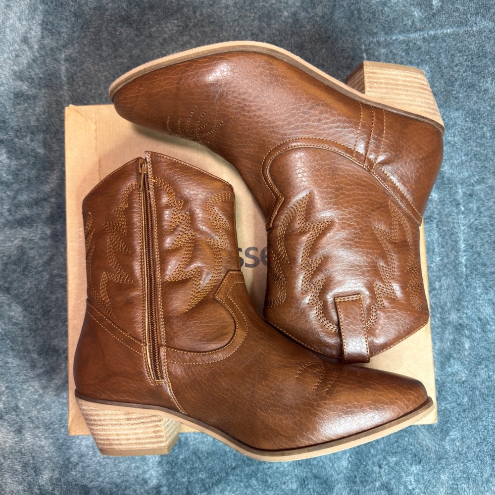 Masseys® Reba Western Ankle Boots – Women's 10W – Like New